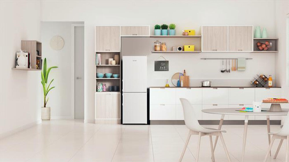 INDESIT - Frigorifero combinato IB55 532 W Classe E 229 lt-White